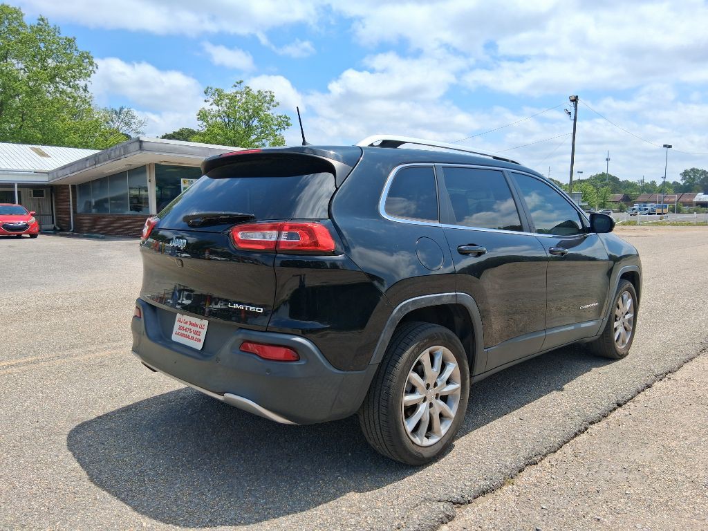 2017 Jeep Cherokee Image 5