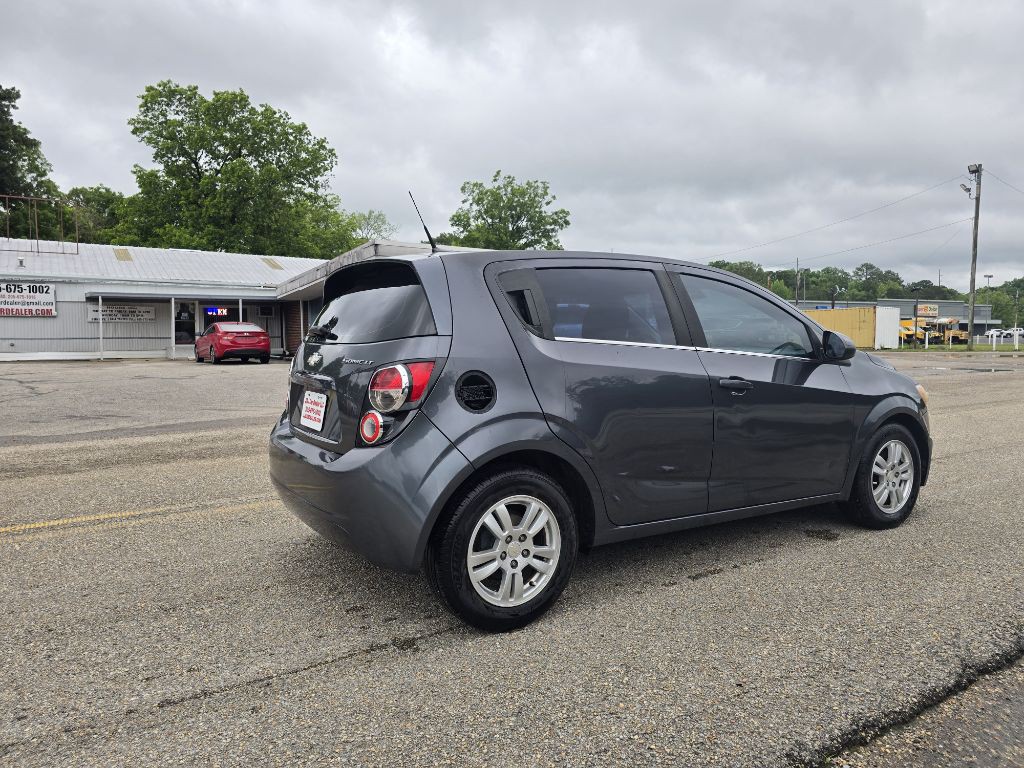 2013 Chevrolet Sonic Image 5