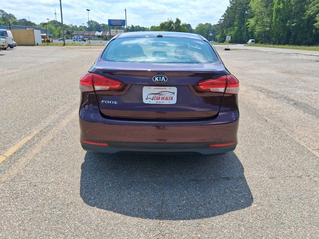 2018 Kia Forte Image 6