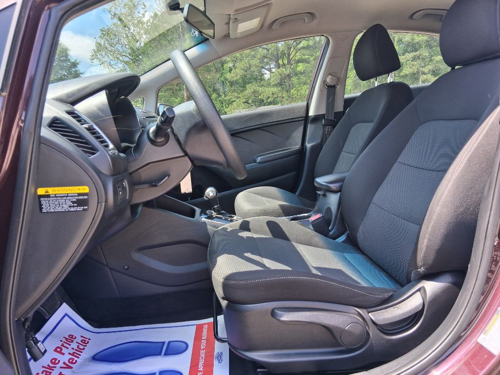 2018 Kia Forte Image 9