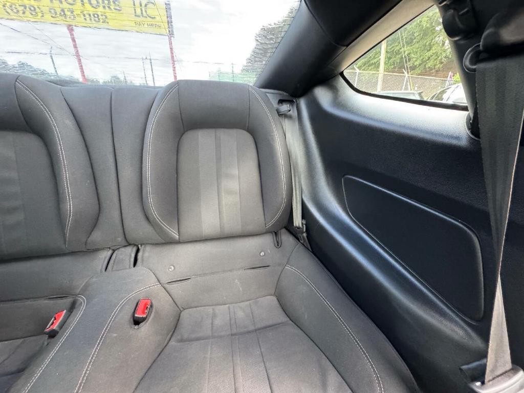 2019 Ford Mustang Image 12