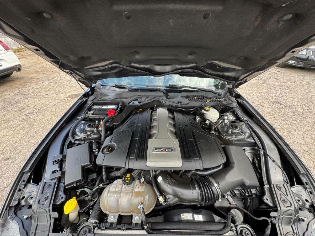 2019 Ford Mustang Image 30