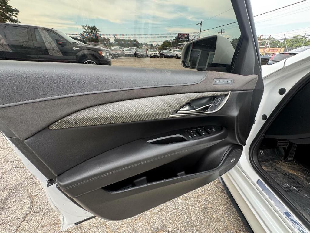 2016 Cadillac ATS-V Image 28