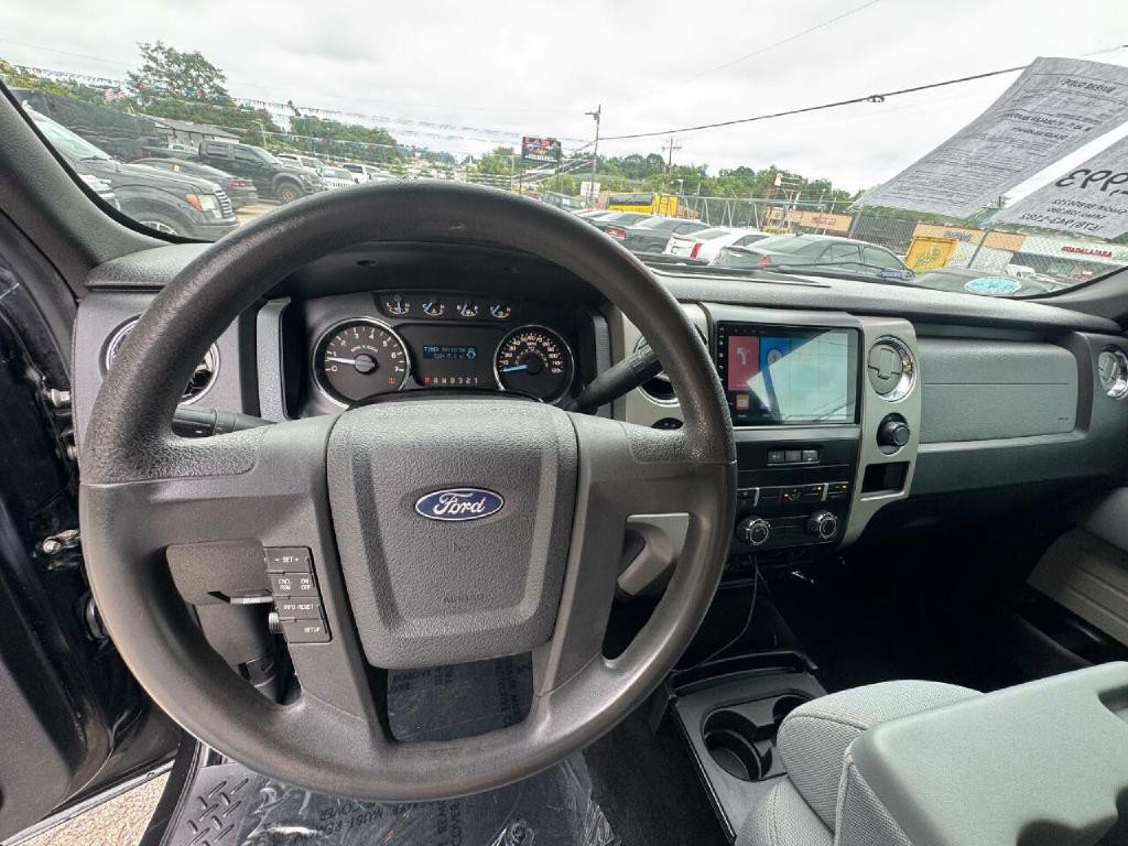 2011 Ford F-150 Image 24