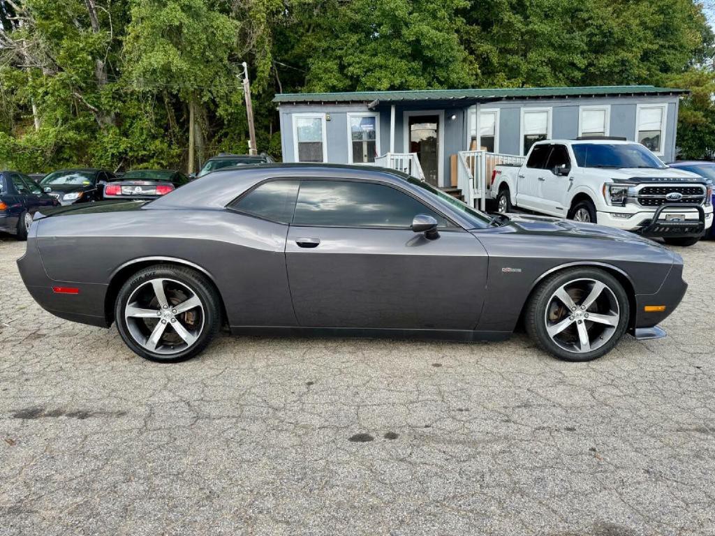 2014 Dodge Challenger Image 7