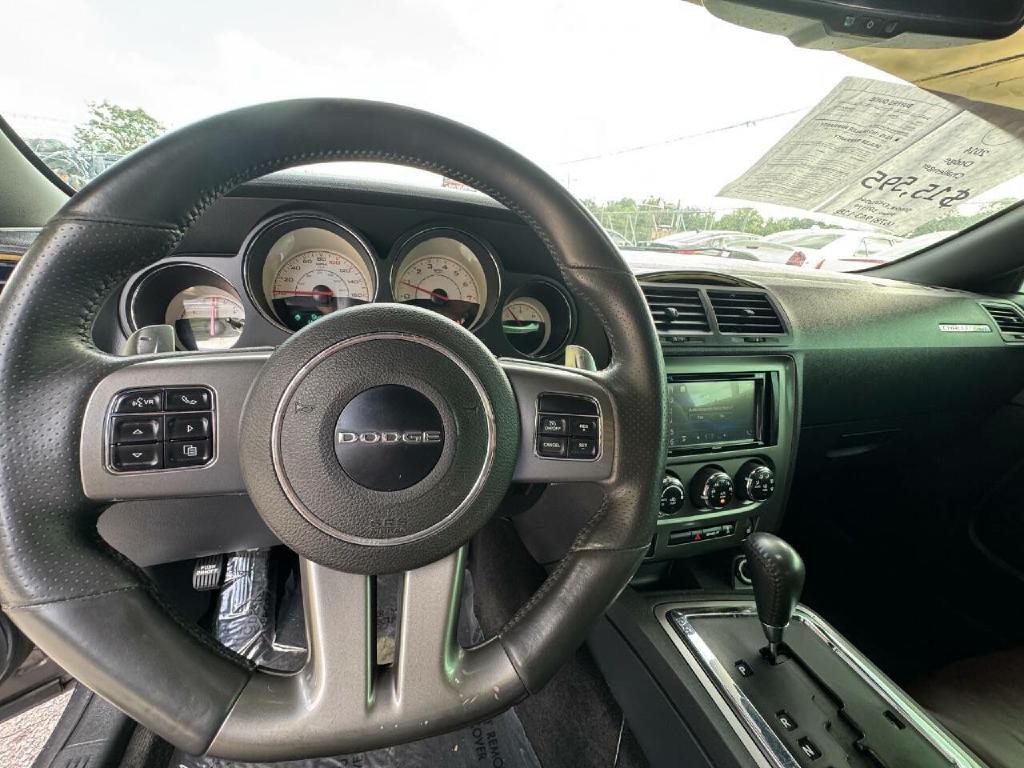 2014 Dodge Challenger Image 21