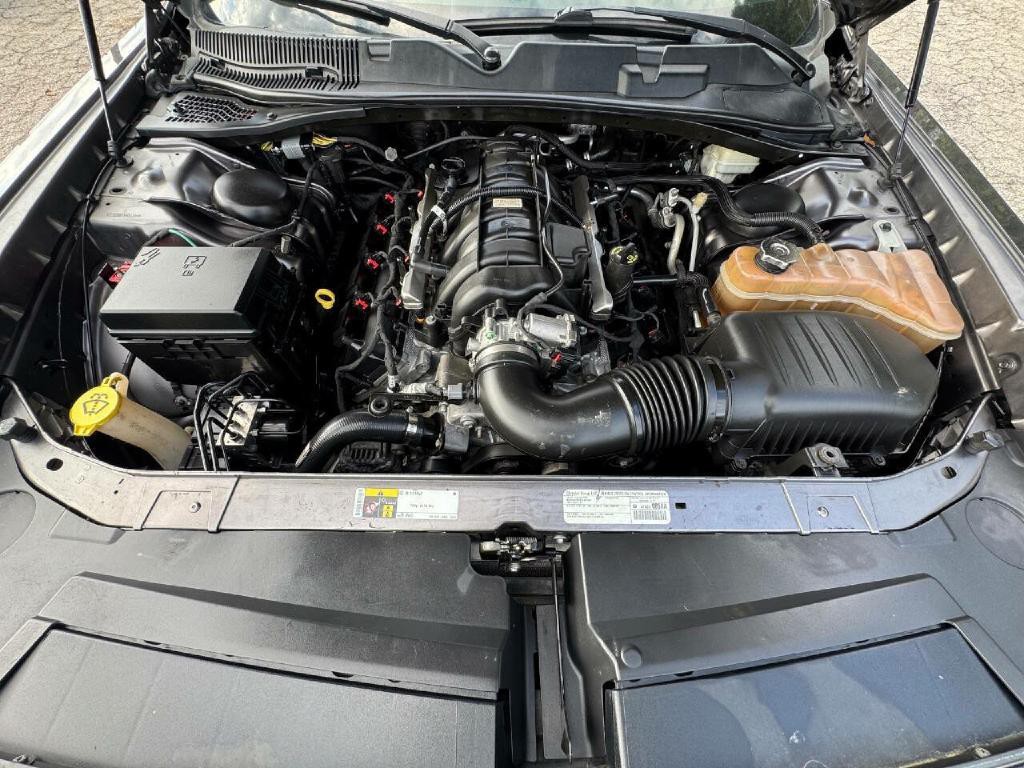 2014 Dodge Challenger Image 27