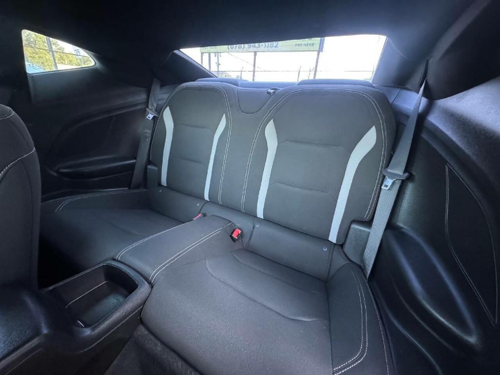 2019 Chevrolet Camaro Image 9