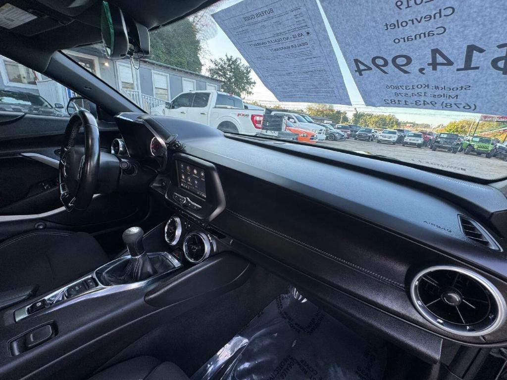 2019 Chevrolet Camaro Image 15