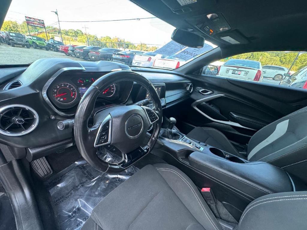 2019 Chevrolet Camaro Image 22