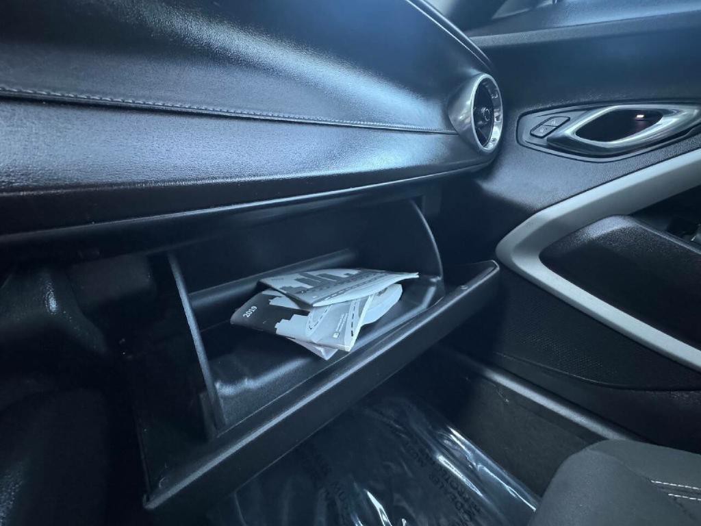 2019 Chevrolet Camaro Image 27