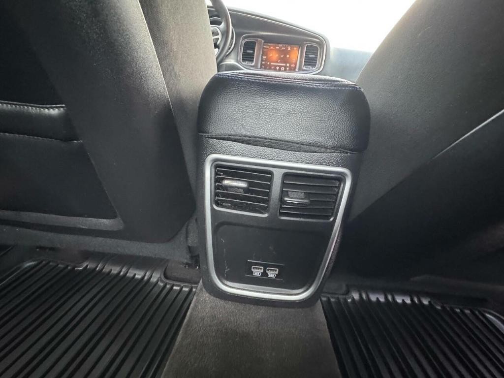 2016 Dodge Charger Image 14