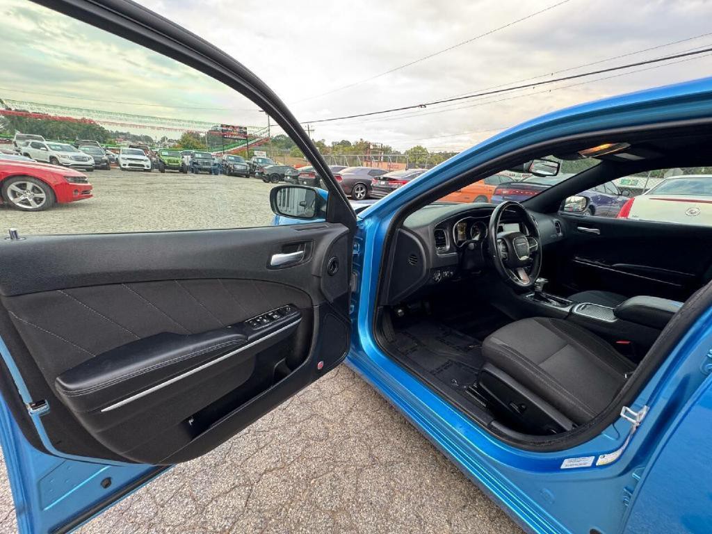 2016 Dodge Charger Image 21