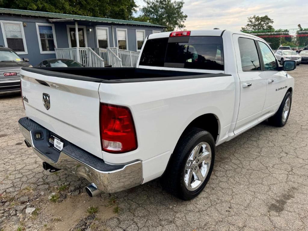 2012 RAM 1500 Image 3