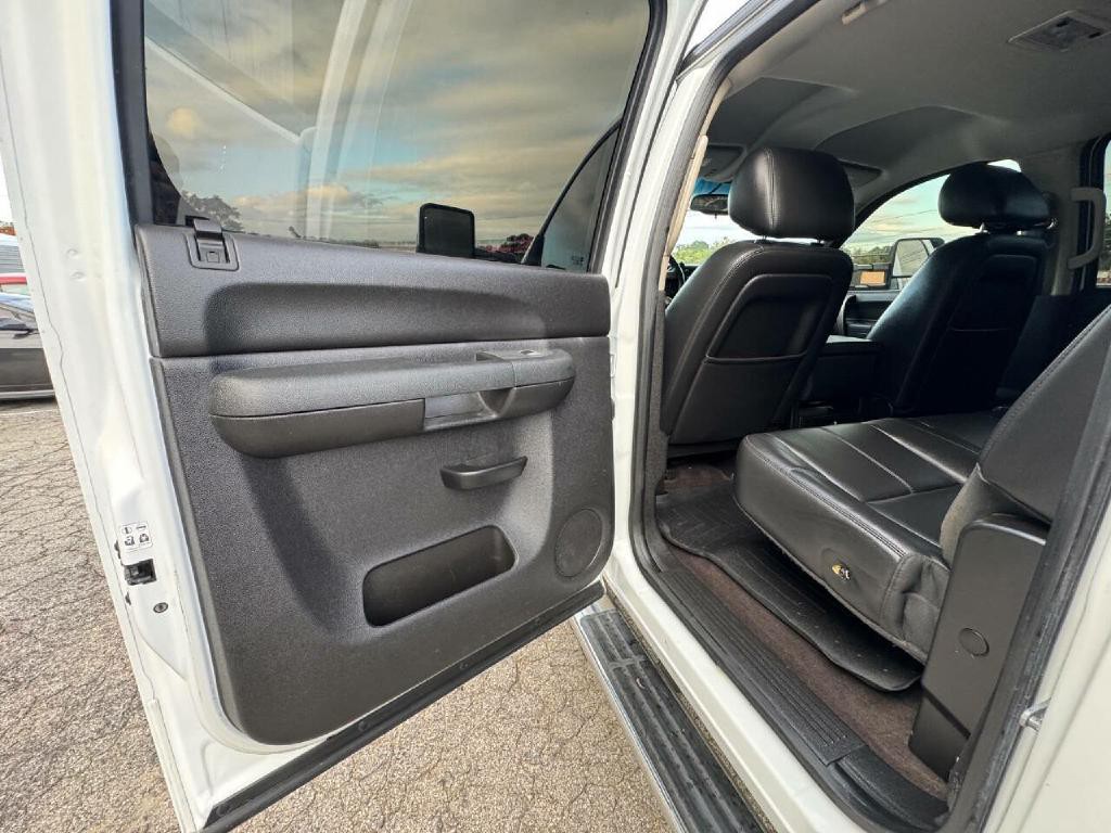 2014 Chevrolet Silverado 1500 Image 12