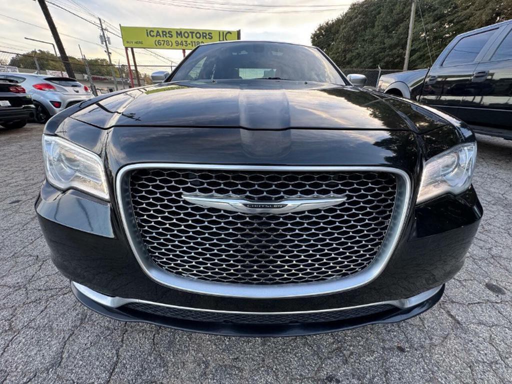 2015 Chrysler 300 Image 35