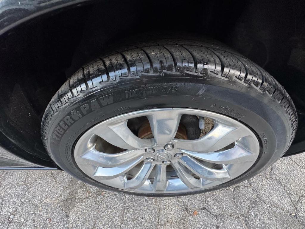 2015 Chrysler 300 Image 37