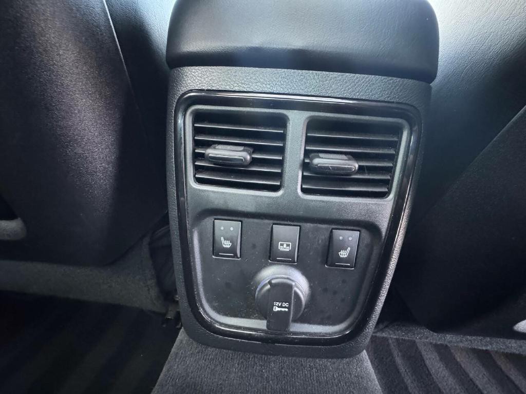 2014 Chrysler 300 Image 13