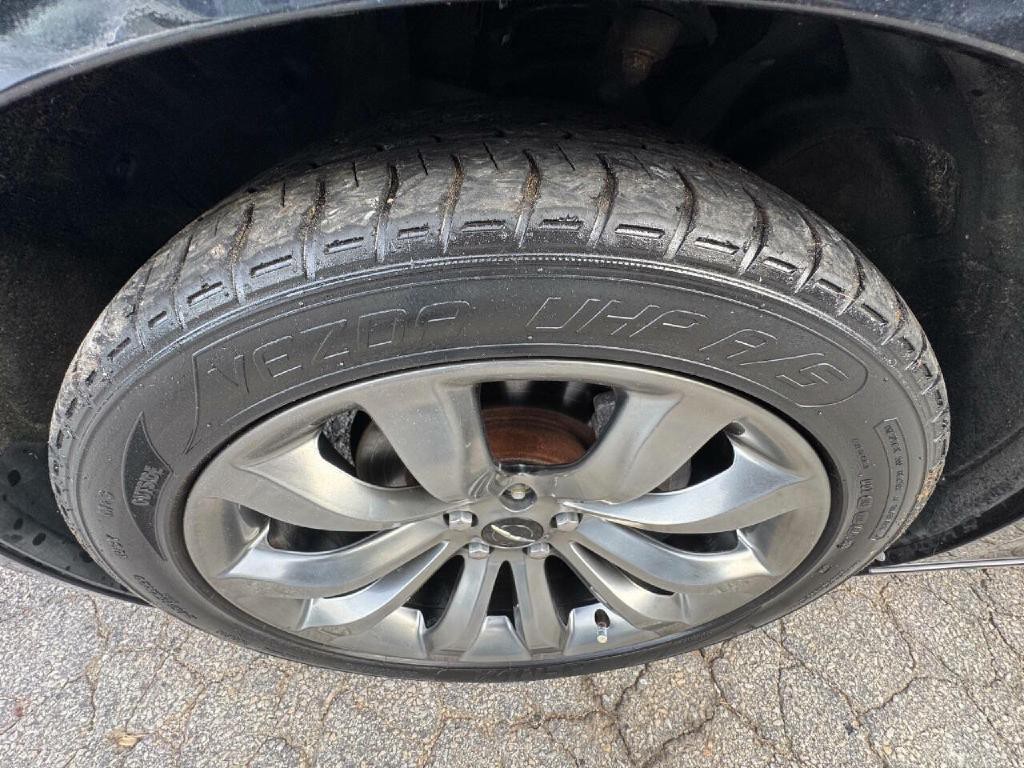 2014 Chrysler 300 Image 36