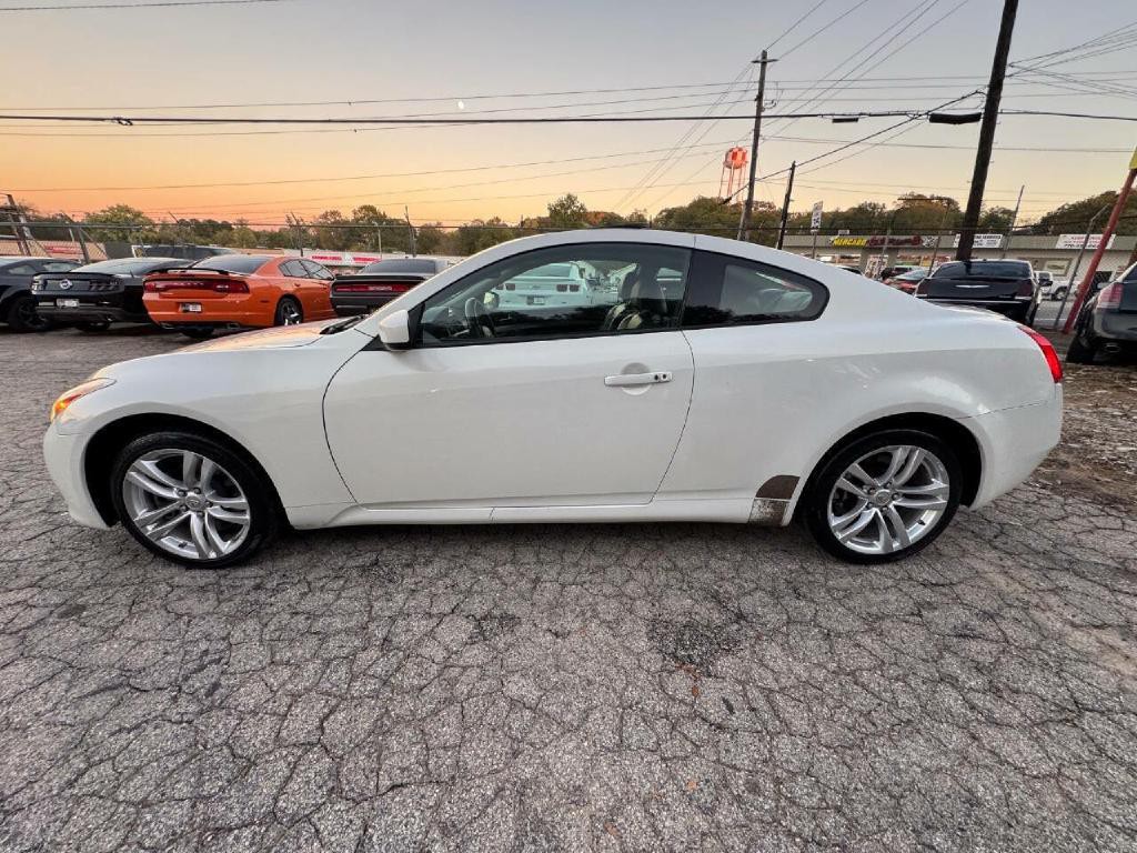 2010 INFINITI G37 Image 5