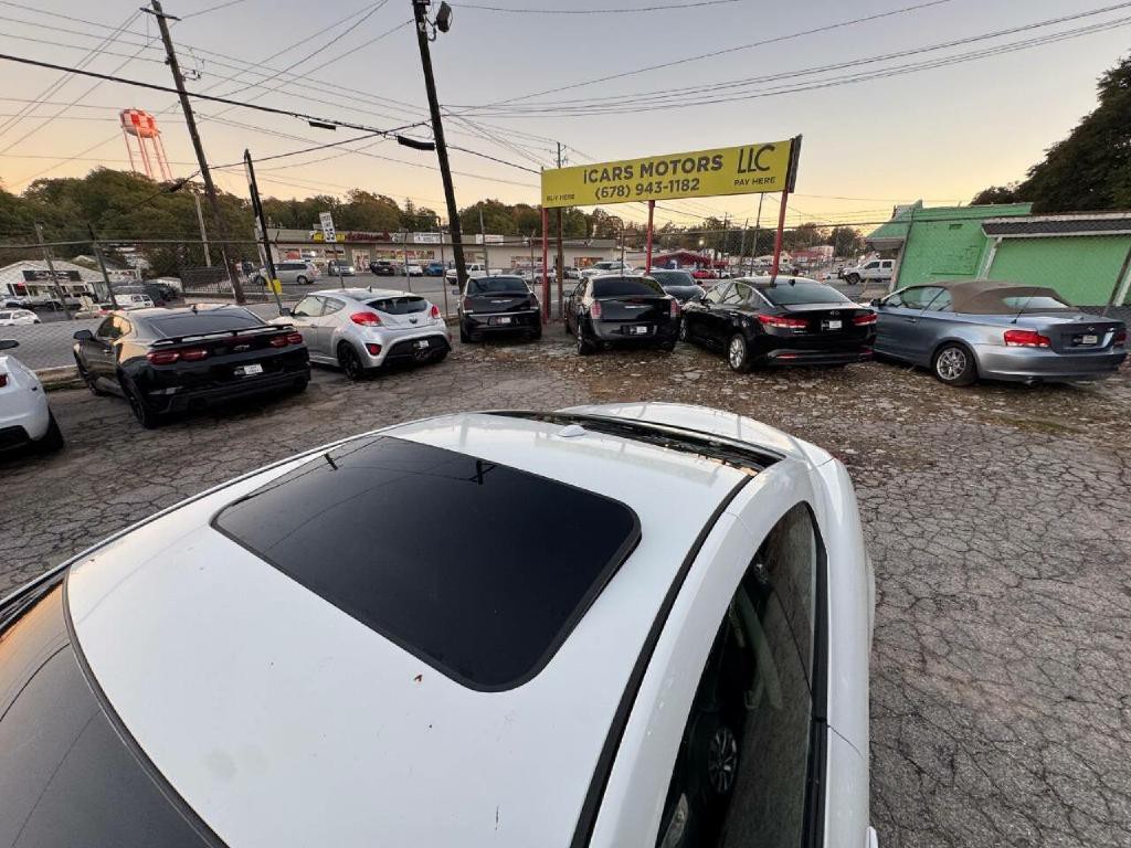 2010 INFINITI G37 Image 8