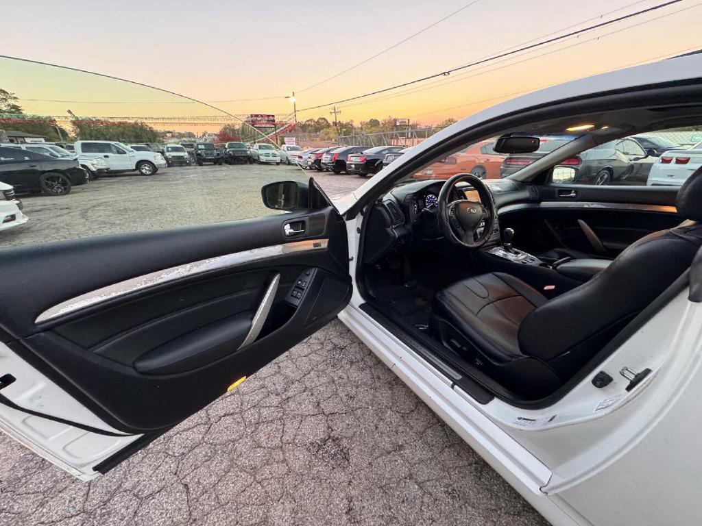 2010 INFINITI G37 Image 20