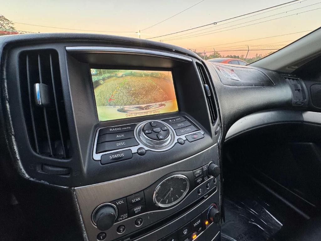 2010 INFINITI G37 Image 24