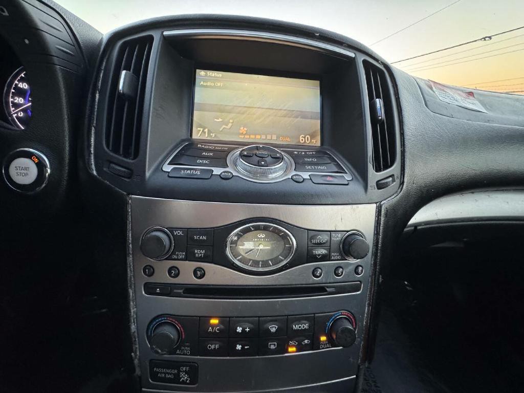 2010 INFINITI G37 Image 25