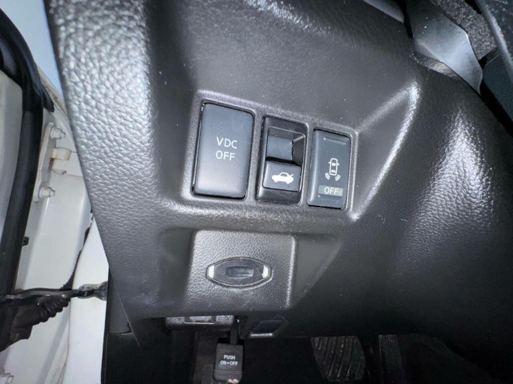 2010 INFINITI G37 Image 28