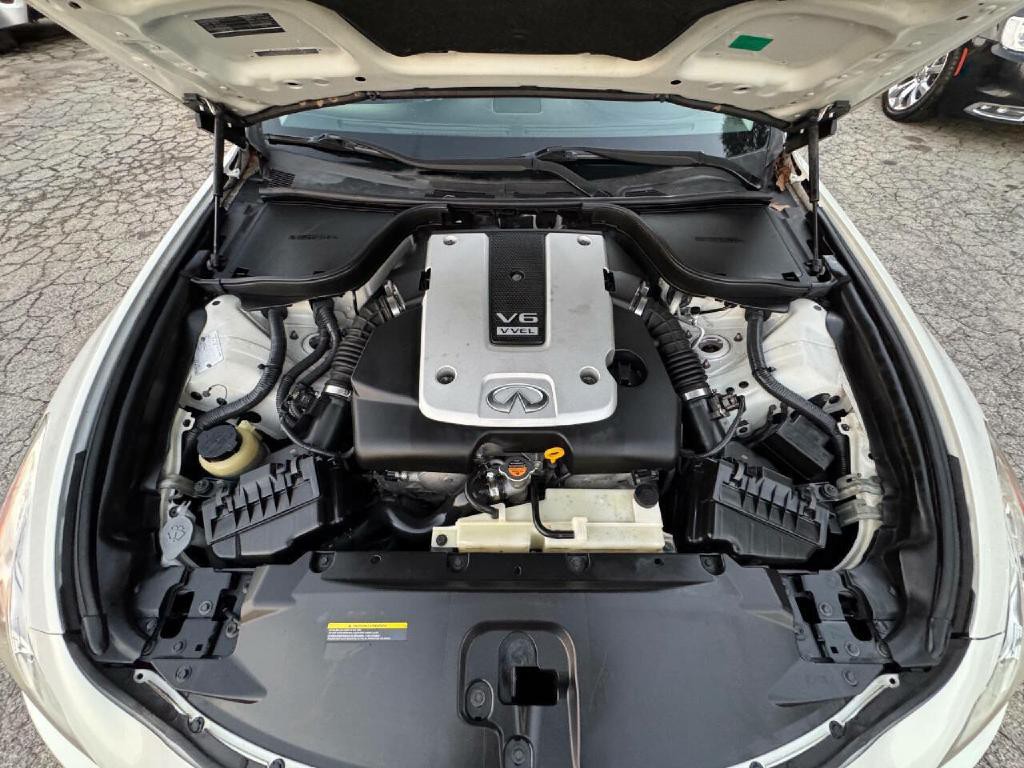 2010 INFINITI G37 Image 33