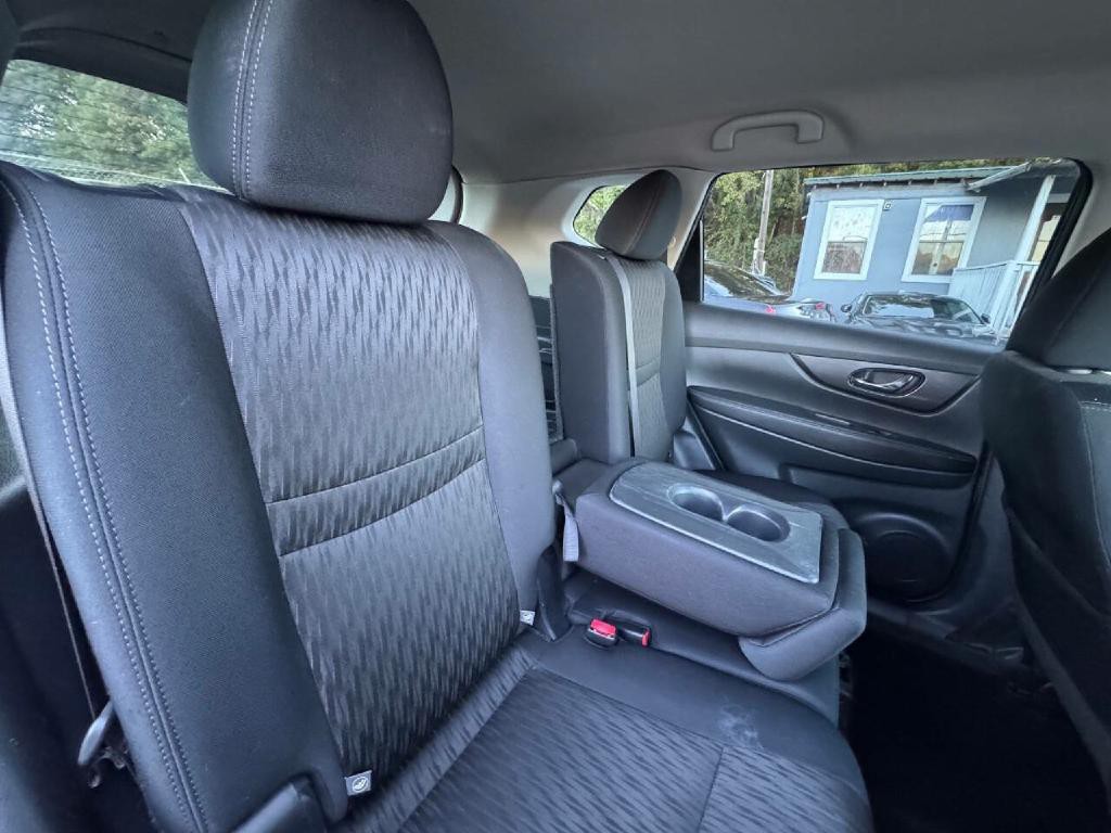 2018 Nissan Rogue Image 14