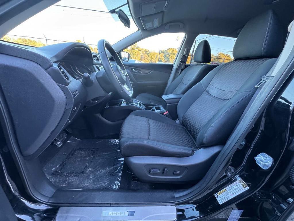 2018 Nissan Rogue Image 20