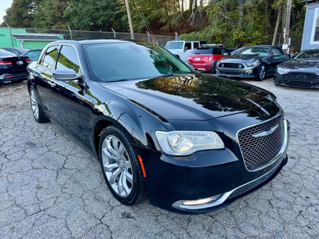 2016 Chrysler 300 Image 2