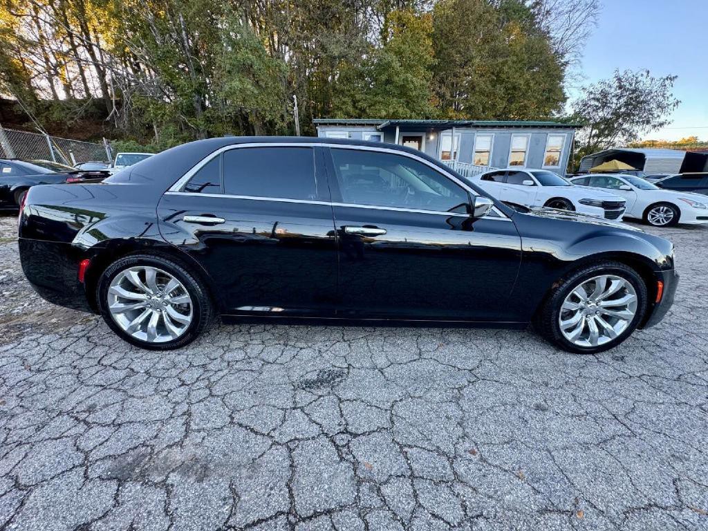 2016 Chrysler 300 Image 6