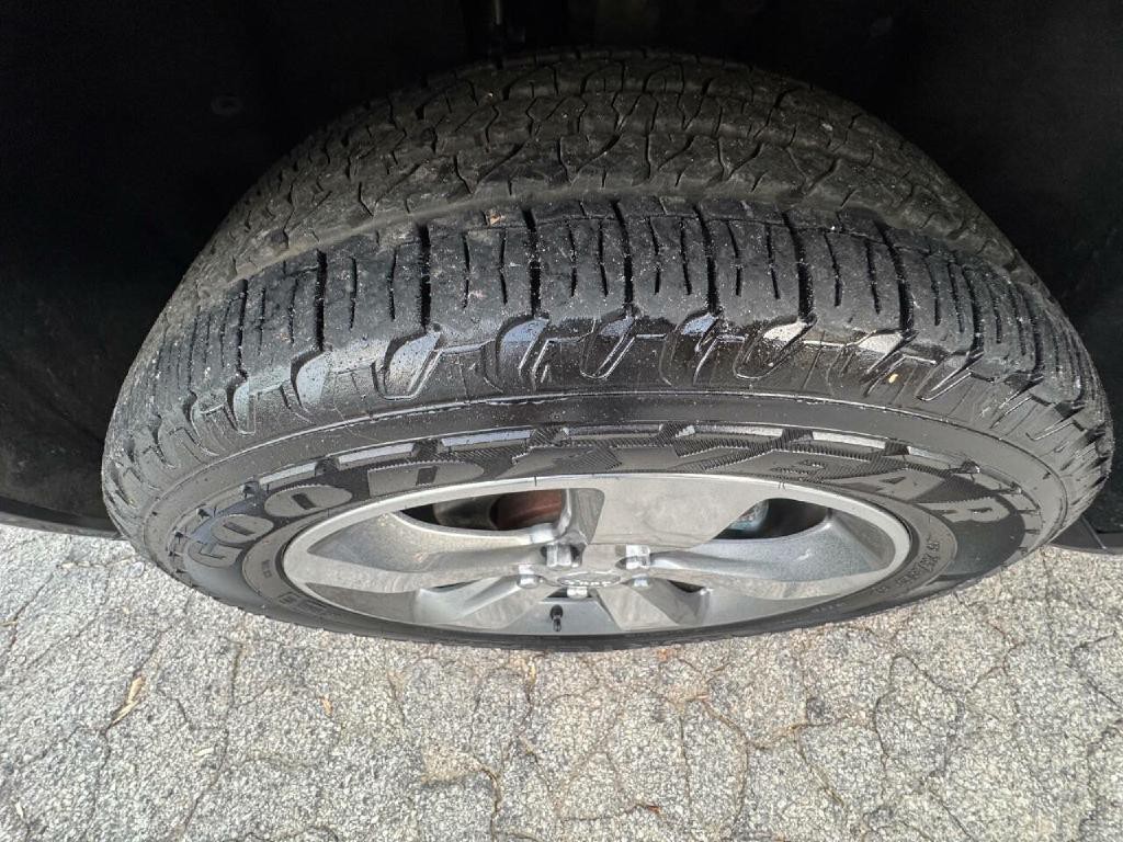 2014 Jeep Grand Cherokee Image 38