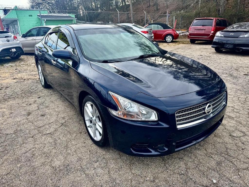 2011 Nissan Maxima Image 2