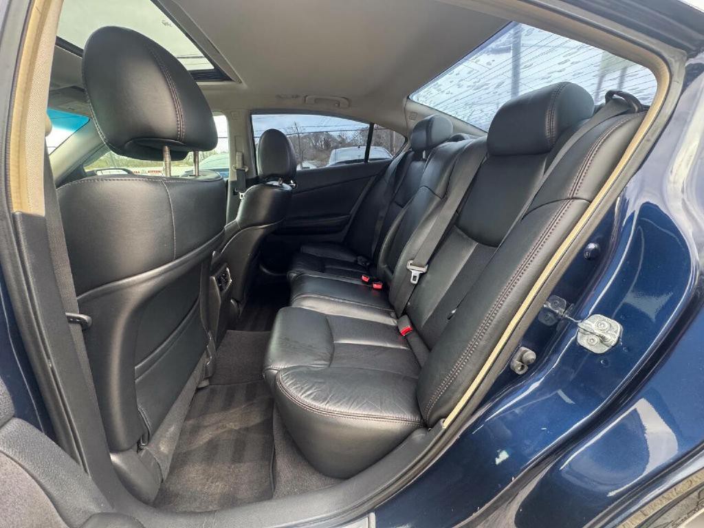 2011 Nissan Maxima Image 9