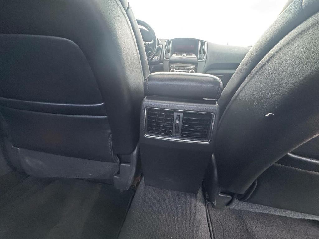 2011 Nissan Maxima Image 14