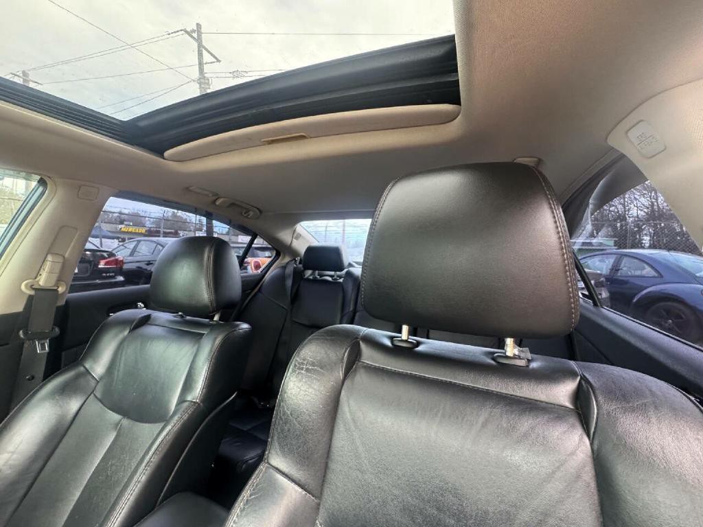 2011 Nissan Maxima Image 24