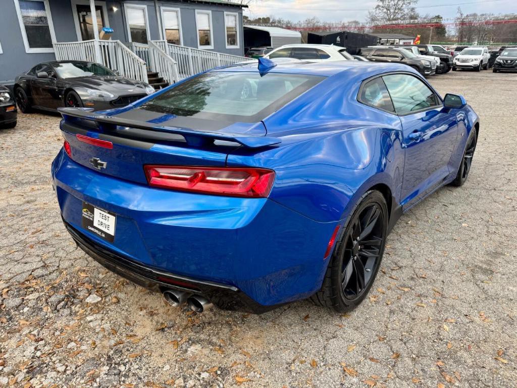 2016 Chevrolet Camaro Image 3