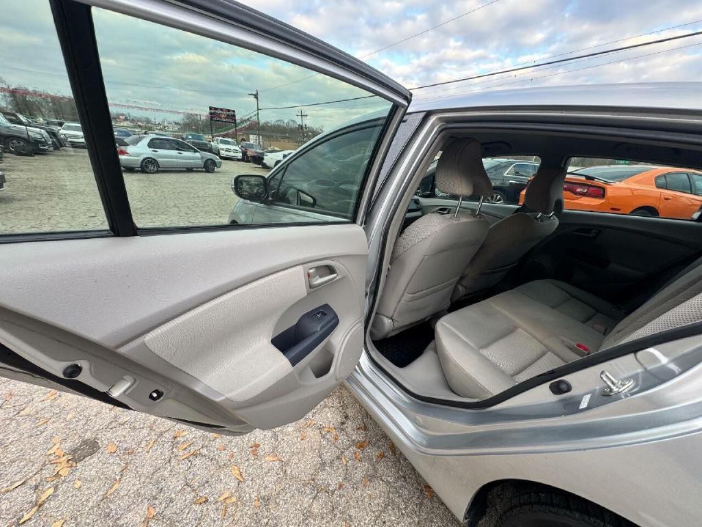 2010 Honda Insight Image 8