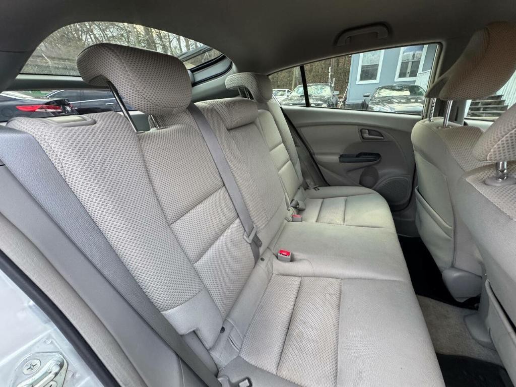 2010 Honda Insight Image 11