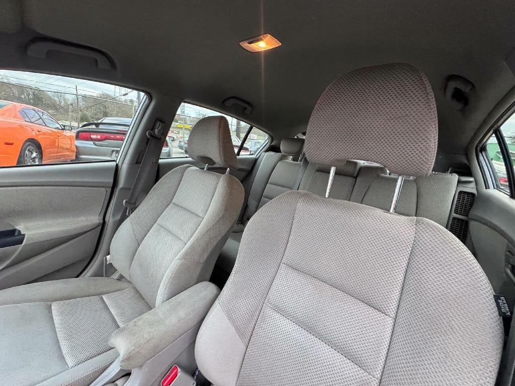 2010 Honda Insight Image 18