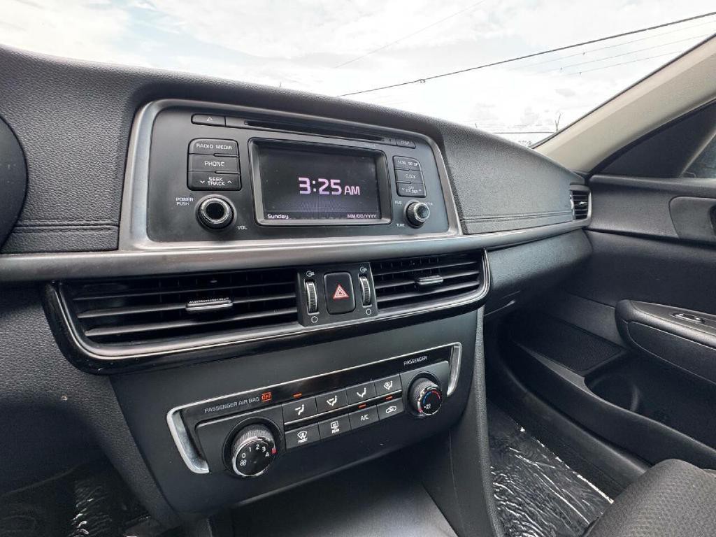 2016 Kia Optima Image 25