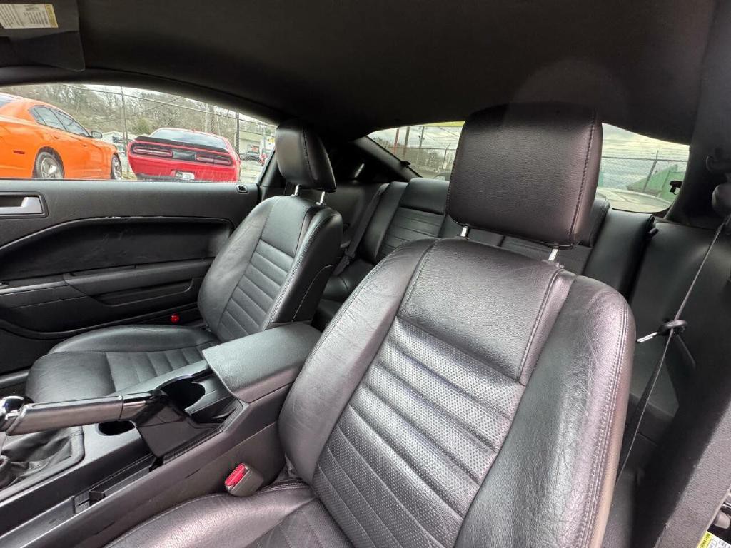 2006 Ford Mustang Image 21