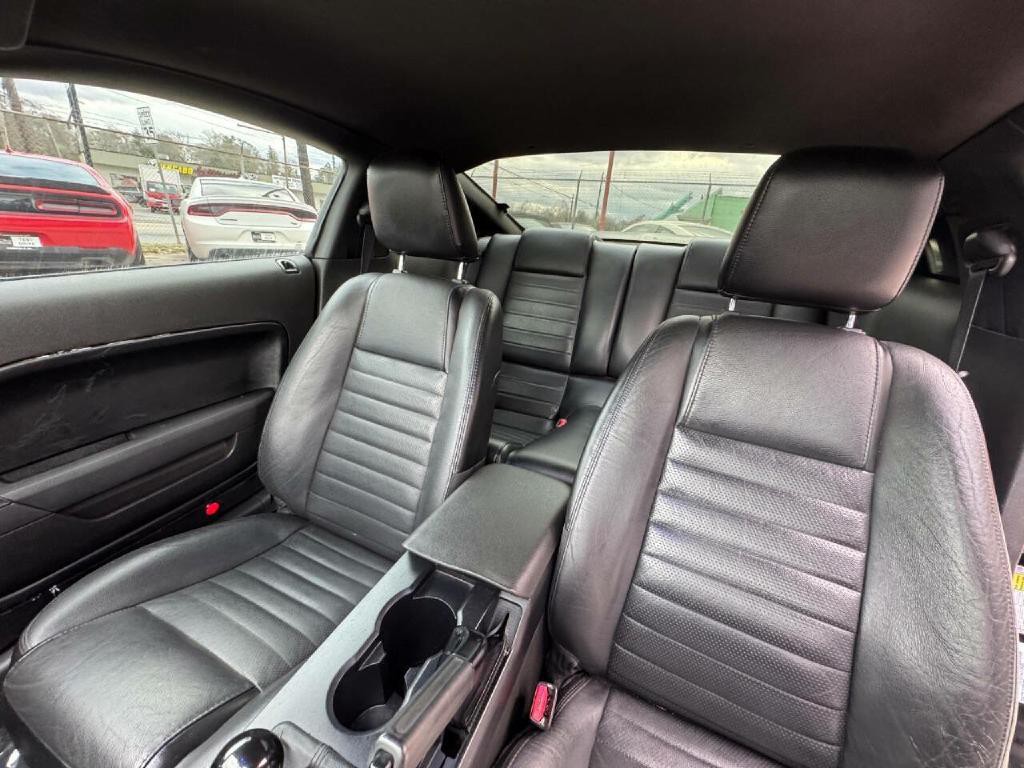 2006 Ford Mustang Image 24