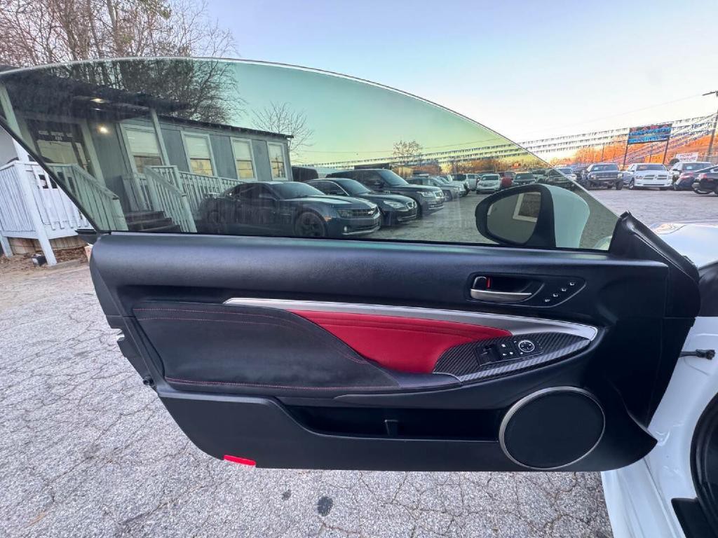 2015 Lexus RC F Image 20