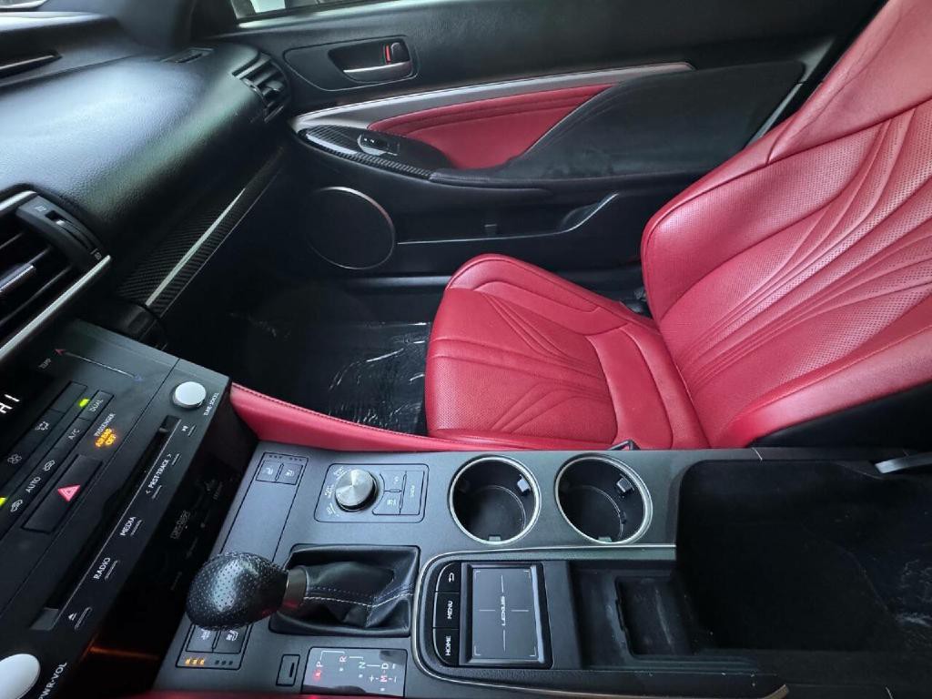 2015 Lexus RC F Image 23