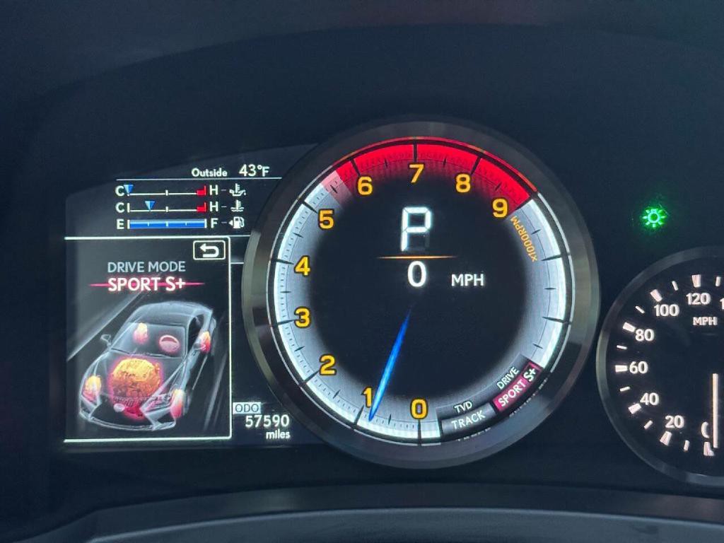 2015 Lexus RC F Image 27