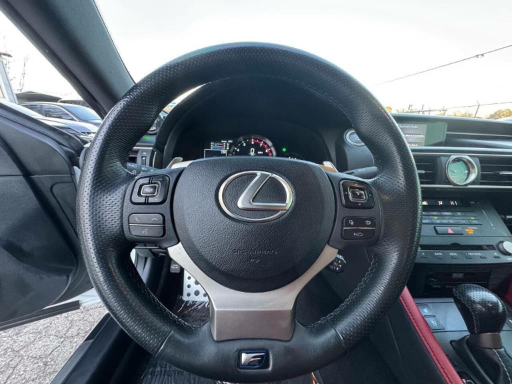 2015 Lexus RC F Image 28
